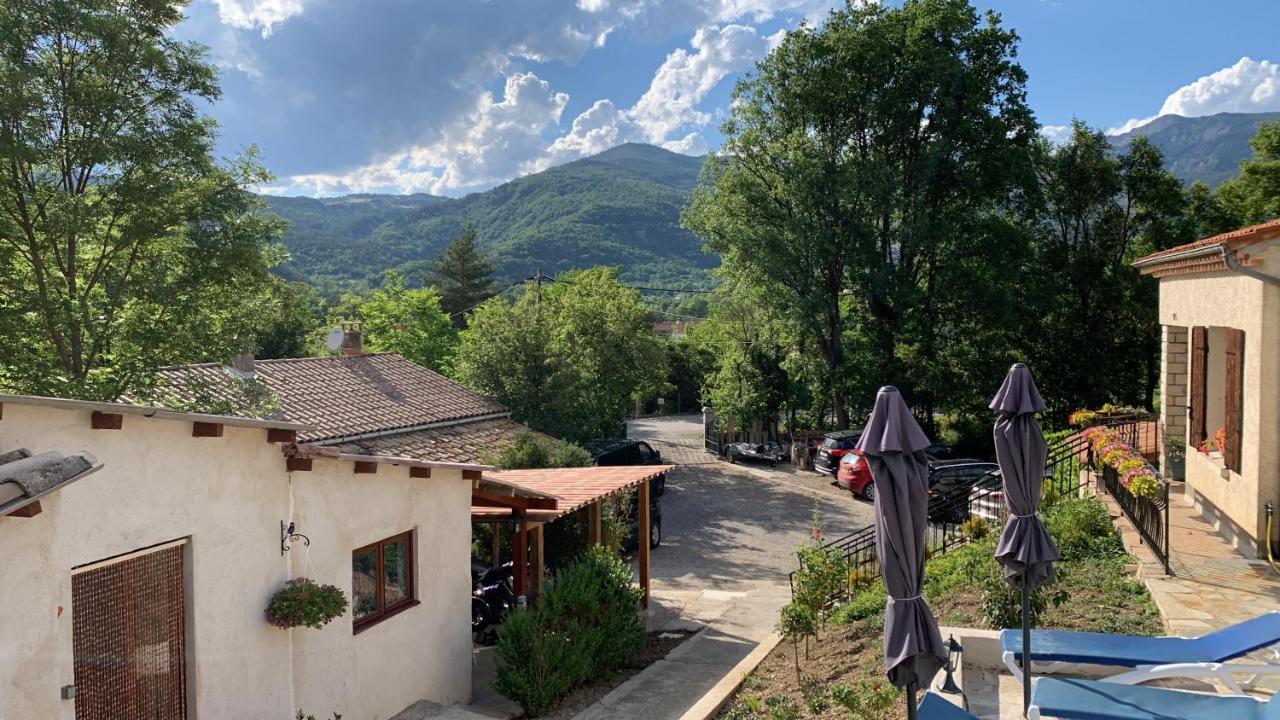 Maison Castellane Chambre D'Hotes B&B Kültér fotó