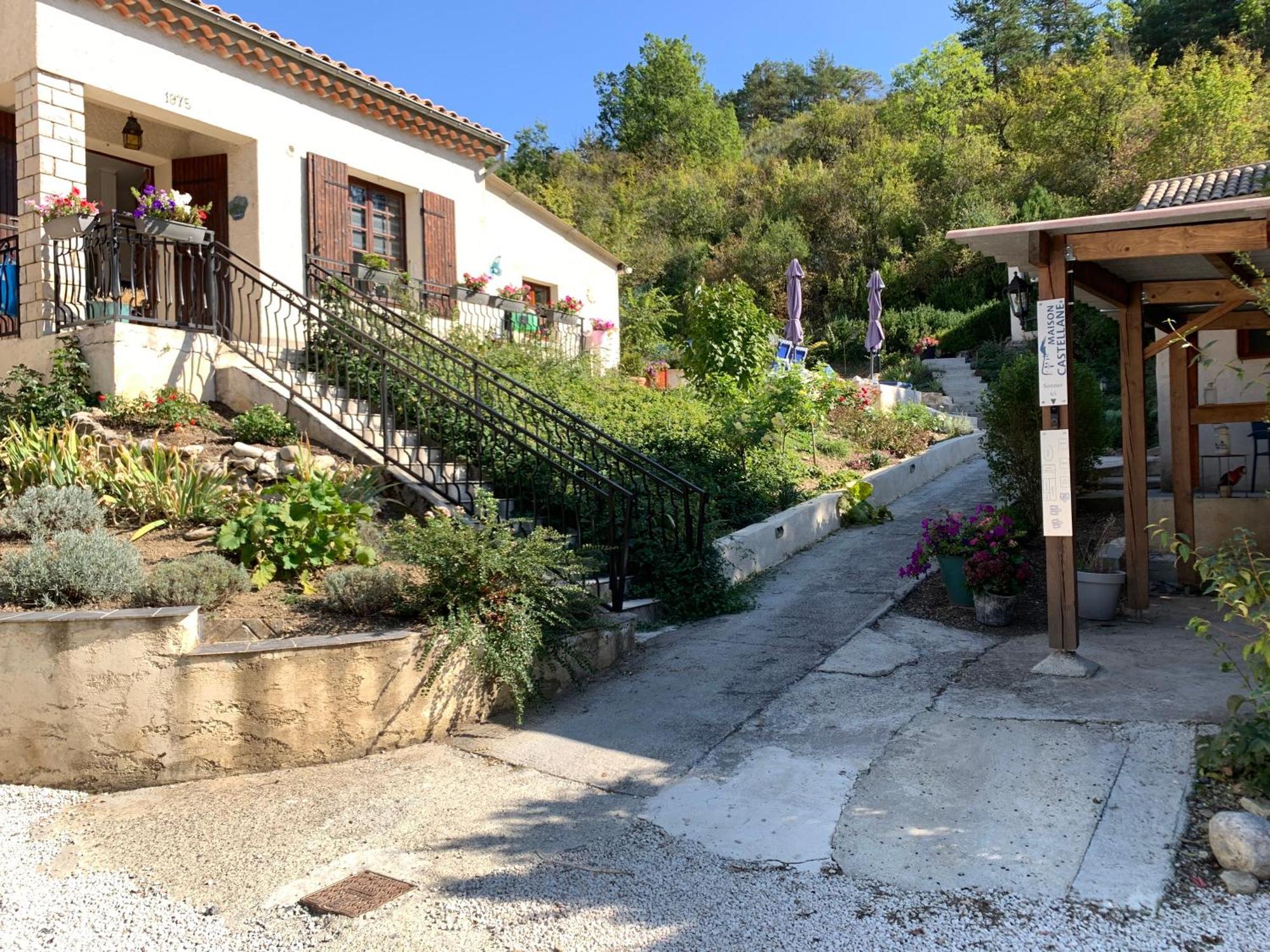 Maison Castellane Chambre D'Hotes B&B Kültér fotó